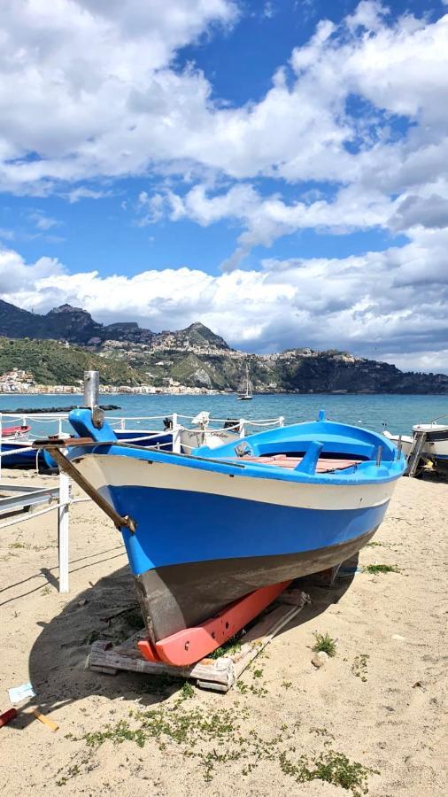 Vacanzenaxos - Casa Frontemare Leilighet Giardini Naxos Eksteriør bilde