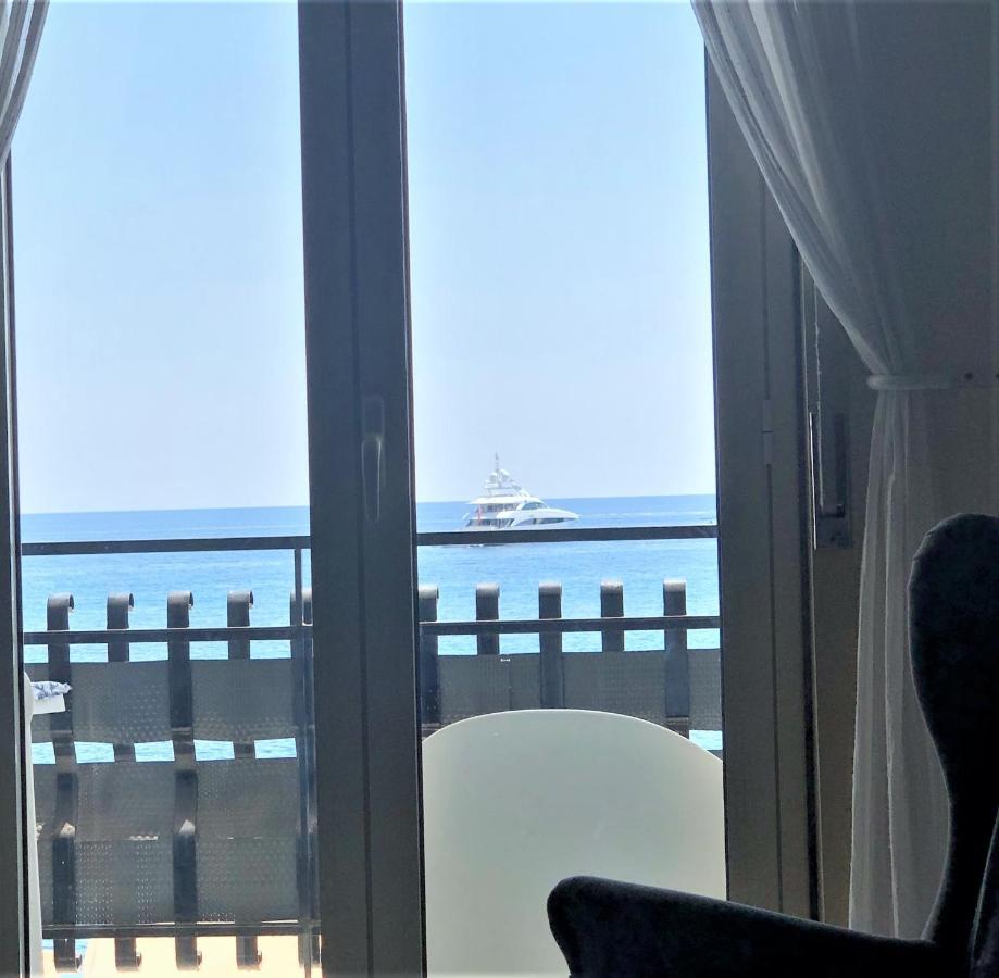 Vacanzenaxos - Casa Frontemare Leilighet Giardini Naxos Eksteriør bilde